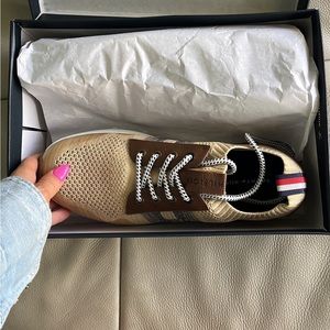 Tommy Hilfiger Lew Mens Size 10M Ivory Sneaker Shoes Lace Up Low Top